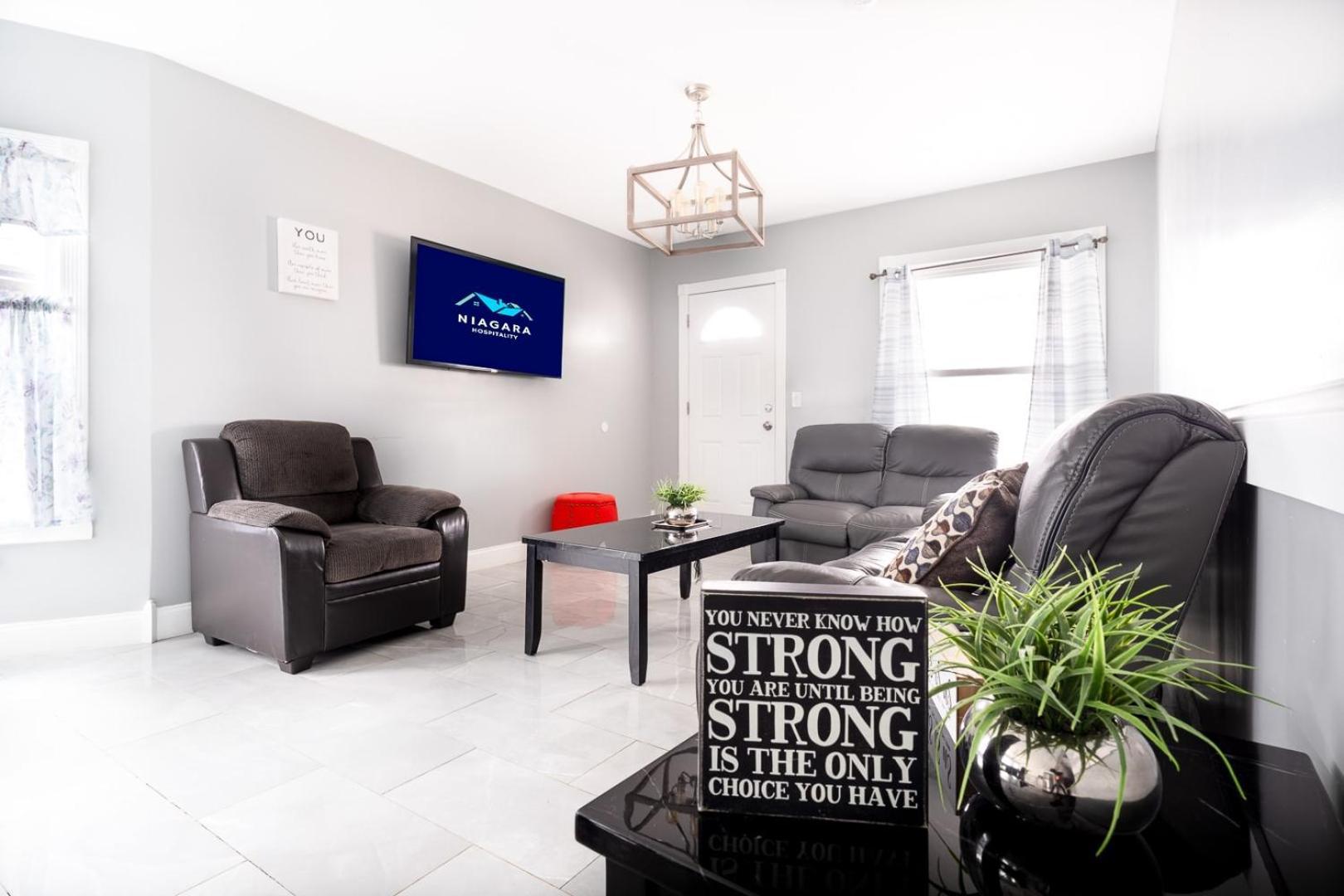 Comfy 4Br, 1 Bath Near The Falls & Casino Niagara Falls Zewnętrze zdjęcie